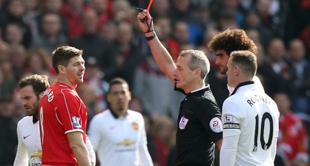 United should have had two players sent off United should have had two players sent off