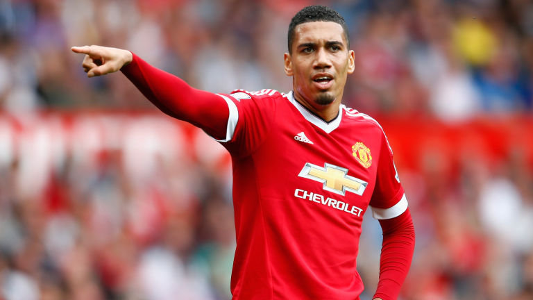 Smalling reveals he grew up supporting Arsenal Smalling reveals he grew up supporting Arsenal