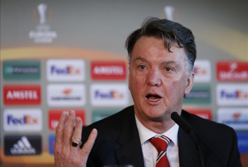 Kluivert: Van Gaal deserves more respect than Mourinho and Guardiola Kluivert: Van Gaal deserves more respect than Mourinho and Guardiola