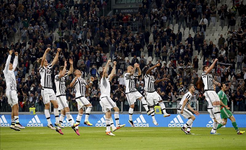 Juventus win fifth Serie A title in a row Juventus win fifth Serie A title in a row