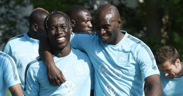 Sagna: Mangala will help Man City to stop PSG’s Zlatan Sagna: Mangala will help Man City to stop PSG’s Zlatan