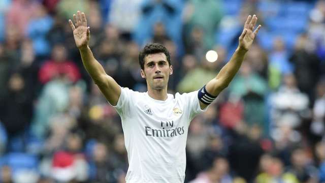 Pique hails arch-rival Arbeloa after his Madrid send-off Pique hails arch-rival Arbeloa after his Madrid send-off