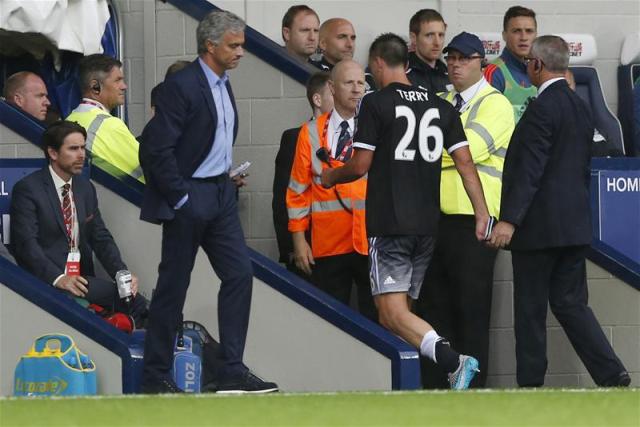 Sounnes reveals what permanently damaged Mourinho and Terry’s relationship Sounnes reveals what permanently damaged Mourinho and Terry’s relationship