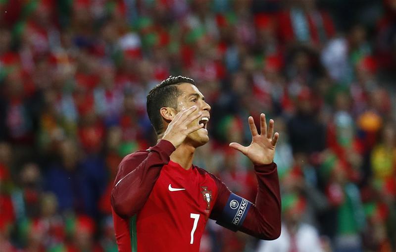 Ronaldo launches attack on Iceland players after Portugal draw Ronaldo launches attack on Iceland players after Portugal draw