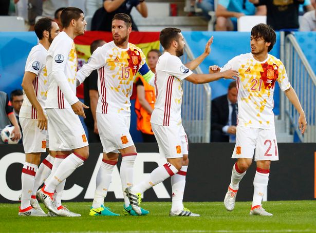 Spain to face Italy in Euro 2016 last-16 after Croatia stun Del Bosque’s men Spain to face Italy in Euro 2016 last-16 after Croatia stun Del Bosque’s men