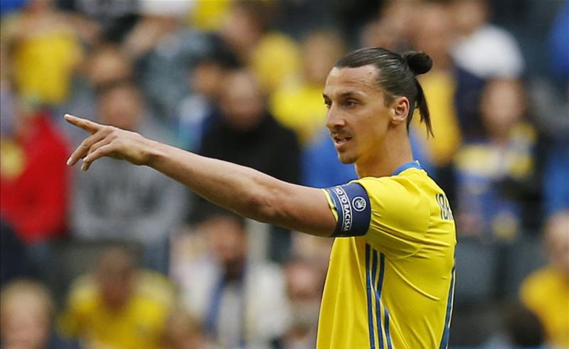 Evra reveals why “big ego” Ibrahimovic will thrive at Man United Evra reveals why “big ego” Ibrahimovic will thrive at Man United