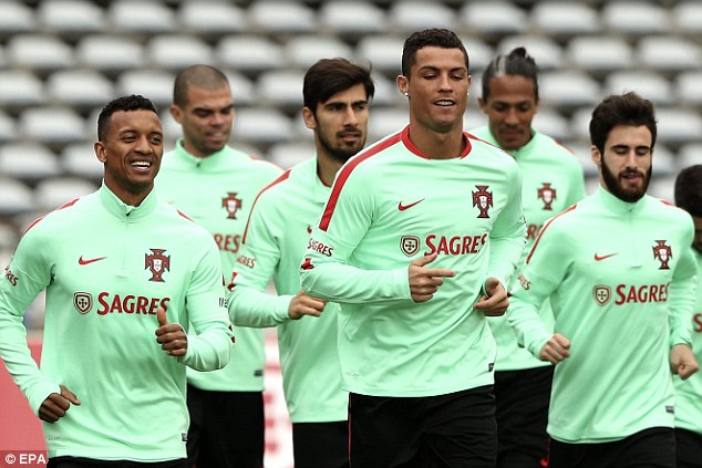 Pele doubts Ronaldo can lead Portugal to Euro 2016 glory Pele doubts Ronaldo can lead Portugal to Euro 2016 glory