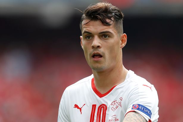 Lennon not impressed by Arsenal new boy Xhaka, compares him to Charlie Adam Lennon not impressed by Arsenal new boy Xhaka, compares him to Charlie Adam