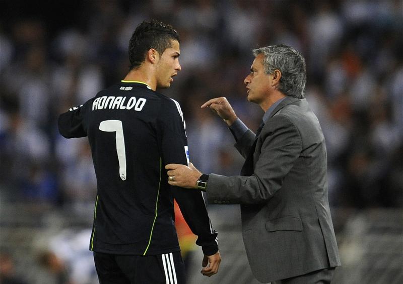 Mourinho snubs Ronaldo includes Messi in his all-time top three players Mourinho snubs Ronaldo includes Messi in his all-time top three players