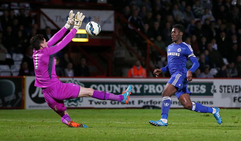 Ola Aina signs four-year contract with Chelsea Ola Aina signs four-year contract with Chelsea