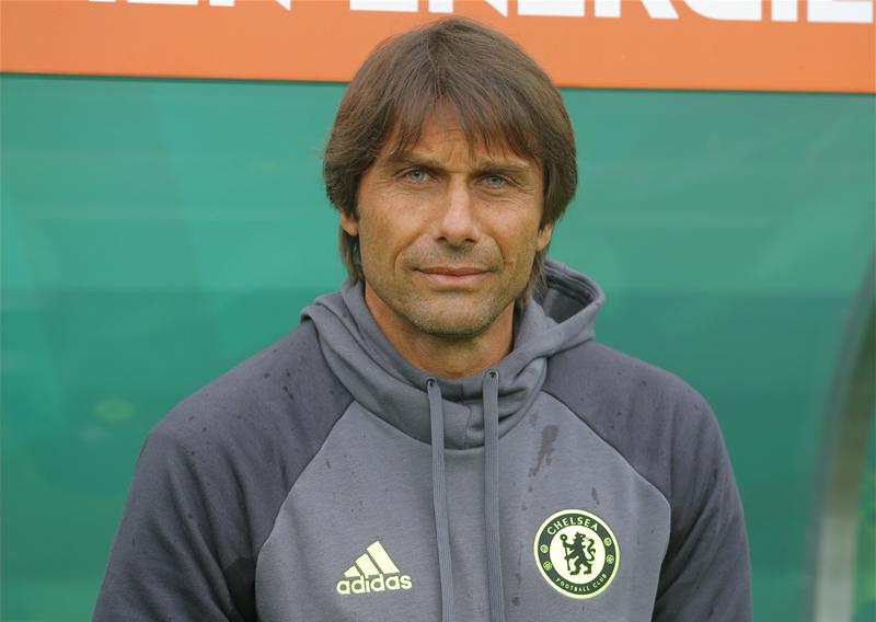 Conte set to ditch 3-5-2 formation at Chelsea next season Conte set to ditch 3-5-2 formation at Chelsea next season