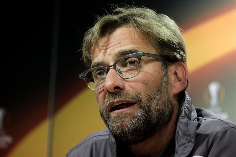 Klopp: Liverpool trying to build a “real team” while rivals spend £100m on one player Klopp: Liverpool trying to build a “real team” while rivals spend £100m on one player