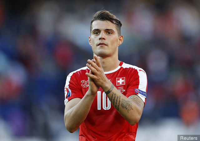 Wilshere: Xhaka is a leader, he can hold Arsenal midfield together Wilshere: Xhaka is a leader, he can hold Arsenal midfield together