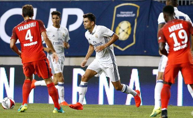 Zidane’s son Enzo makes his senior Madrid debut in friendly defeat by PSG Zidane’s son Enzo makes his senior Madrid debut in friendly defeat by PSG