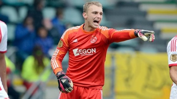 Barcelona announce €13m signing of Cillessen from Ajax Barcelona announce €13m signing of Cillessen from Ajax