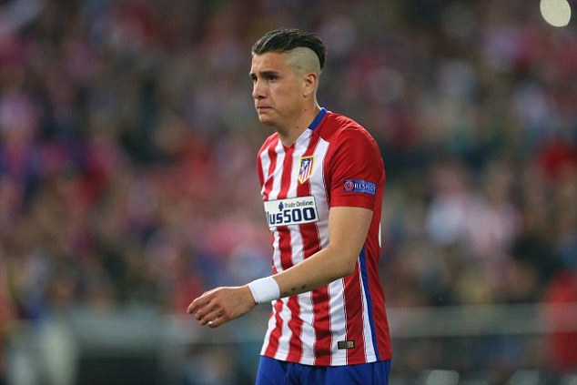 Arsenal open talks with Atletico for £40m Gimenez Arsenal open talks with Atletico for £40m Gimenez