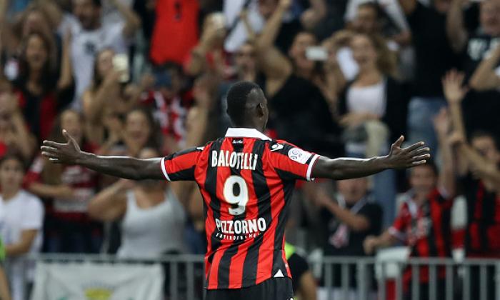 Balotelli scores twice on Nice debut Balotelli scores twice on Nice debut