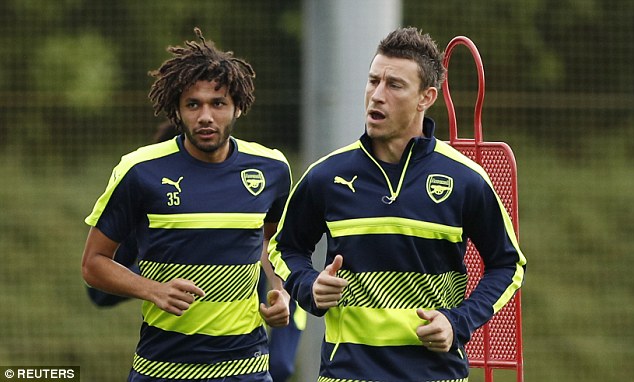 Arsenal boost as Koscielny returns to training ahead of PSG clash