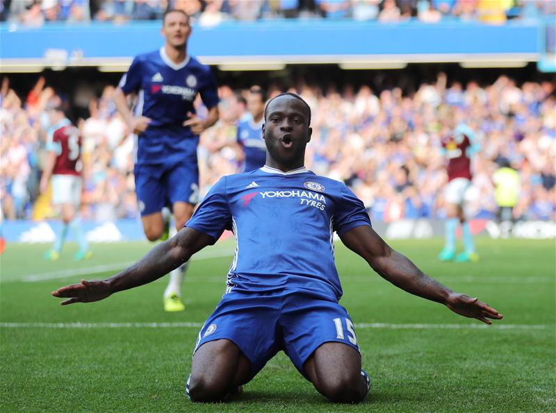 Conte is more caring than Mourinho – Victor Moses