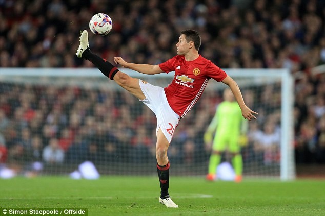 Mourinho hails Herrera for bringing another level of intensity to Man United Mourinho hails Herrera for bringing another level of intensity to Man United