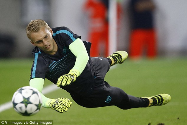 Barcelona suffer Sergi Roberto and Cillessen double injury blow Barcelona suffer Sergi Roberto and Cillessen double injury blow