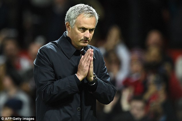 Mourinho dedicates derby win to Man United fans after Chelsea drubbing Mourinho dedicates derby win to Man United fans after Chelsea drubbing
