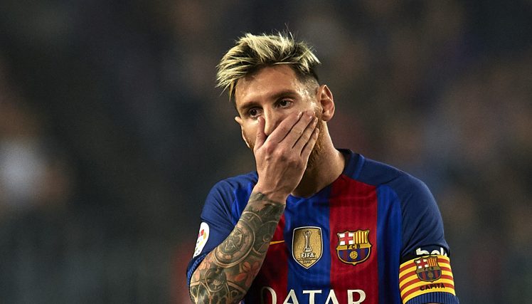 REPORT: Manchester United offer Messi £85m to run down Barcelona contract REPORT: Manchester United offer Messi £85m to run down Barcelona contract