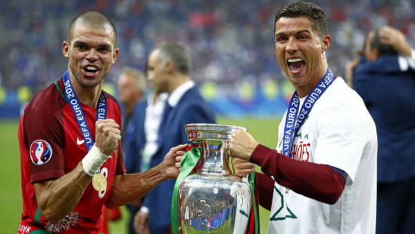 Ronaldo: I woke up on day of Euro final with three blondes Ronaldo: I woke up on day of Euro final with three blondes