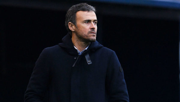 Luis Enrique under pressure to decide Barcelona future Luis Enrique under pressure to decide Barcelona future