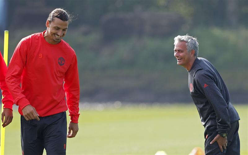 Mourinho: Ibrahimovic will score more goals in one season than Owen did in three Mourinho: Ibrahimovic will score more goals in one season than Owen did in three