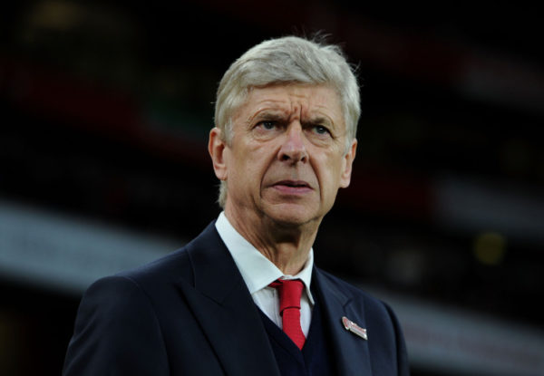 Wenger says he prefers Arsenal stay over Barcelona job