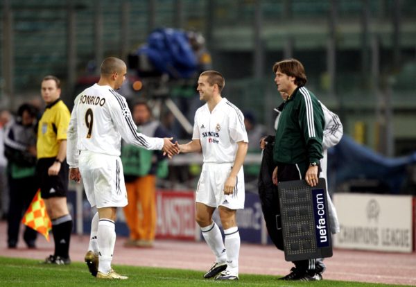 Madrid greats Ronaldo and Roberto Carlos hit back after Michael Owen’s fat jibe Madrid greats Ronaldo and Roberto Carlos hit back after Michael Owen’s fat jibe