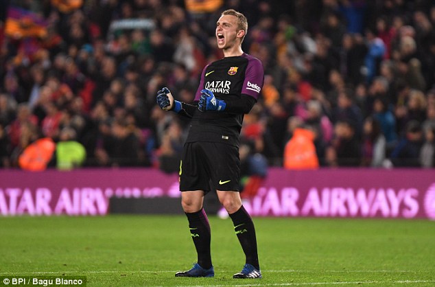 Luis Enrique: Barcelona didn’t just sign Cillessen because he is ‘blonde and handsome’ Luis Enrique: Barcelona didn’t just sign Cillessen because he is ‘blonde and handsome’