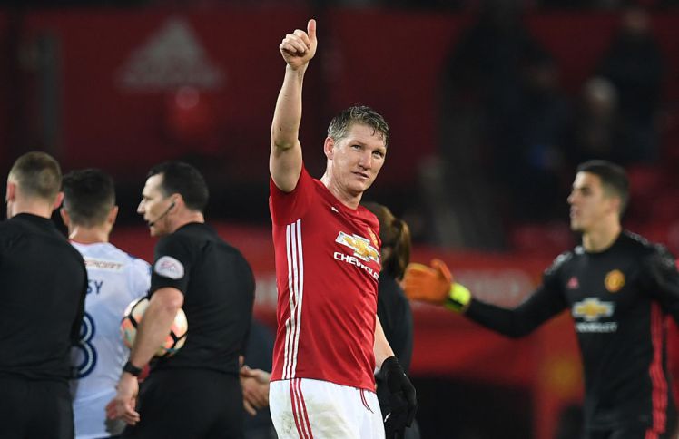 Schweinsteiger sends message to Man United fans after announcing Chicago Fire transfer Schweinsteiger sends message to Man United fans after announcing Chicago Fire transfer