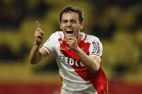 Manchester United boost as Bernardo Silva ‘dreams’ of joining a top club