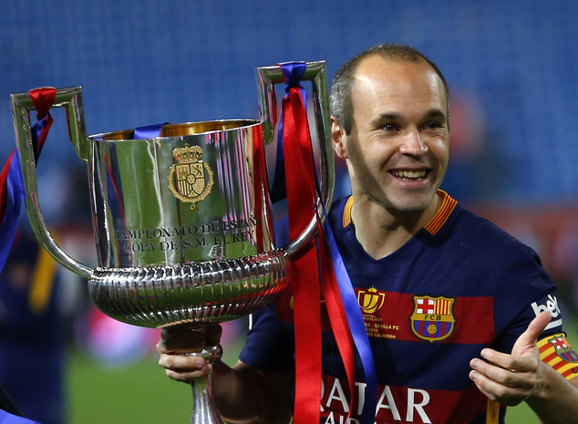 Iniesta refuses to commit future to Barcelona Iniesta refuses to commit future to Barcelona