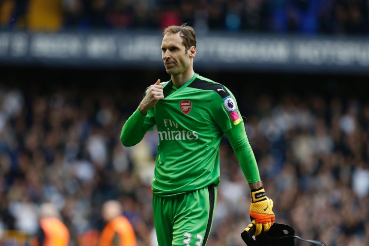 Cech admits Arsenal defenders failed him against Tottenham Cech admits Arsenal defenders failed him against Tottenham