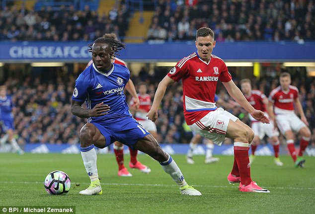 Moses: How Antonio Conte transformed me into a wing-back Moses: How Antonio Conte transformed me into a wing-back