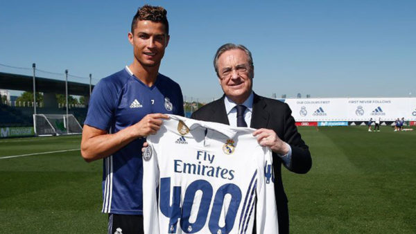 Ronaldo dedicates 400th Madrid goal to teammates and fans Ronaldo dedicates 400th Madrid goal to teammates and fans