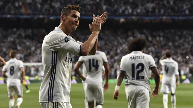 Ronaldo calls for more applause from supporters Ronaldo calls for more applause from supporters