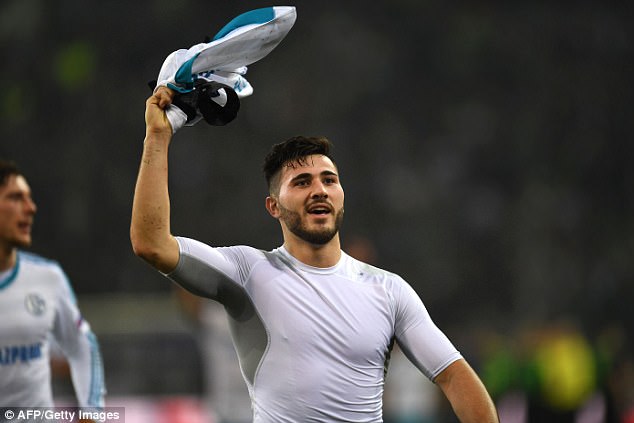Arsenal make first signing of the summer as Kolasinac signs from Schalke Arsenal make first signing of the summer as Kolasinac signs from Schalke