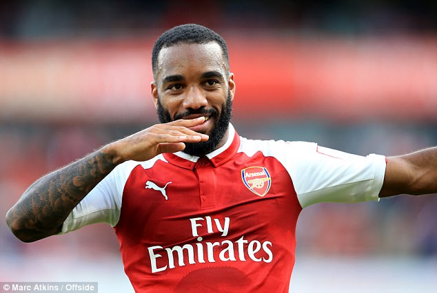 Arsenal open to Bernardeschi swap talks with Juventus for Lacazette Arsenal open to Bernardeschi swap talks with Juventus for Lacazette