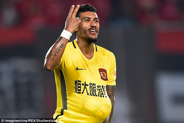 Barcelona confirm €40m Paulinho transfer Barcelona confirm €40m Paulinho transfer