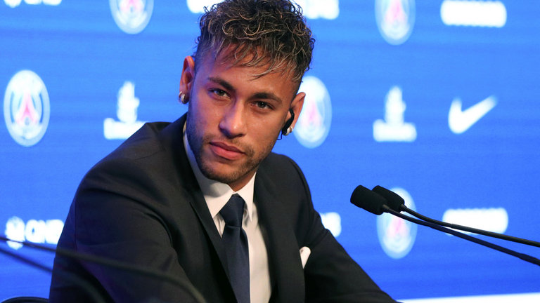 Neymar considering FIFA complaint against Barcelona Neymar considering FIFA complaint against Barcelona