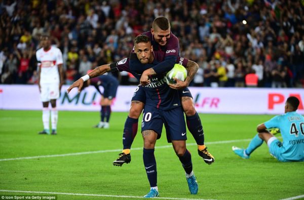 Neymar blasts Barcelona directors Neymar blasts Barcelona directors