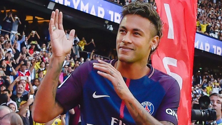 REPORT: Neymar broke down in tears in attempt to stop PSG deal going through REPORT: Neymar broke down in tears in attempt to stop PSG deal going through