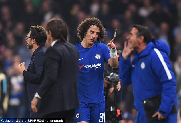 Conte admits David Luiz experiment failed against Roma Conte admits David Luiz experiment failed against Roma