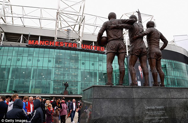 Manchester United looking at expanding Old Trafford capacity to 88,000 Manchester United looking at expanding Old Trafford capacity to 88,000