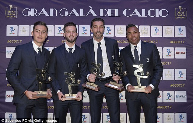 Buffon wins Best Player as Juventus players dominate Serie A awards Buffon wins Best Player as Juventus players dominate Serie A awards