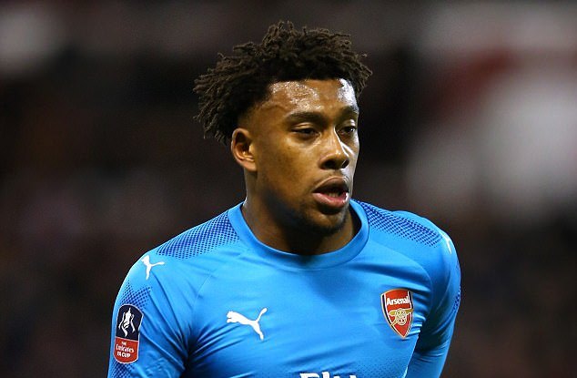 Arsenal boss Emery confirms new deal for Iwobi Arsenal boss Emery confirms new deal for Iwobi